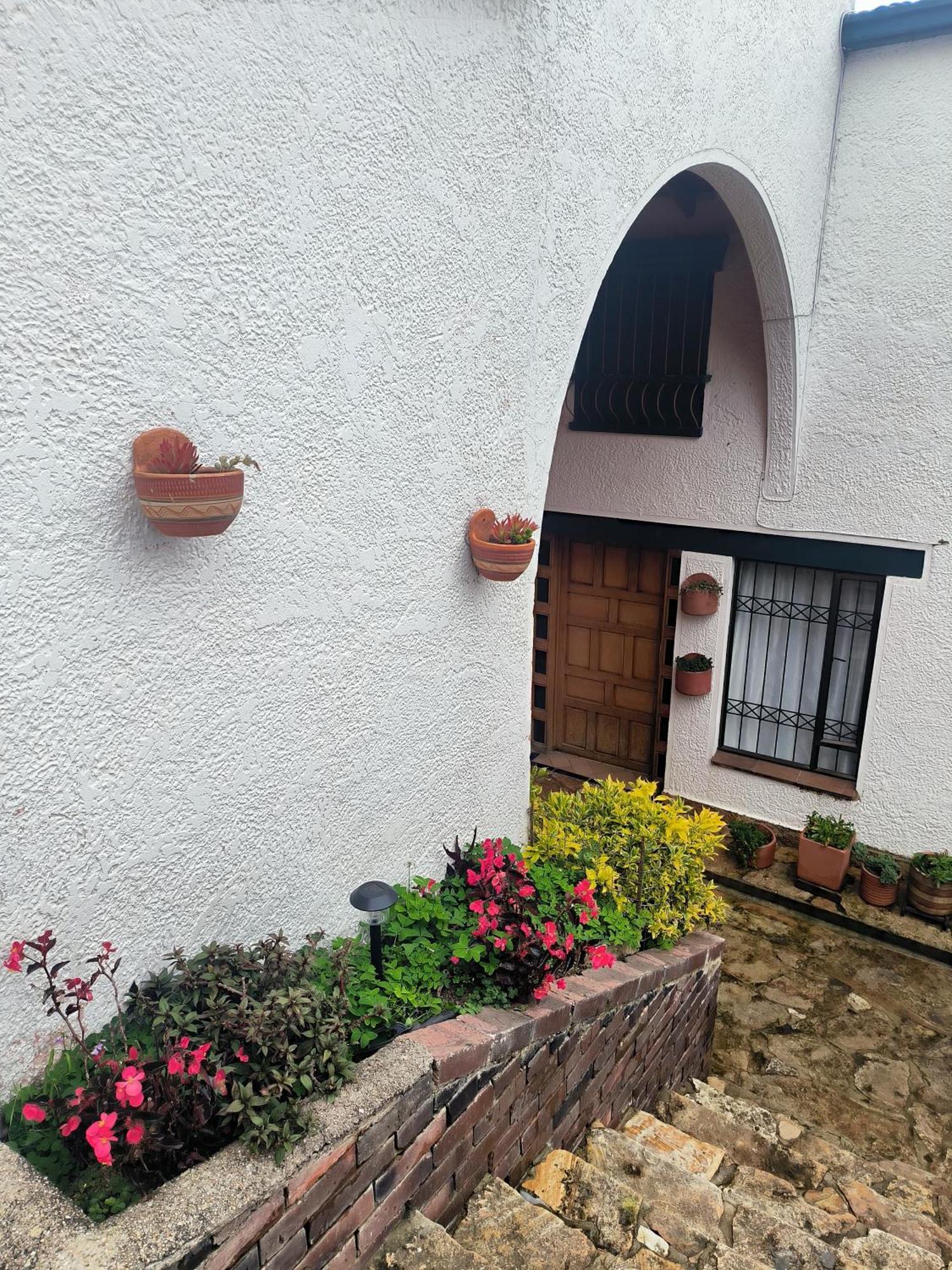 House Life Hotel La Calera Luaran gambar